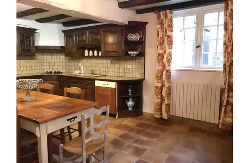 Gensac House | Vrbo Property