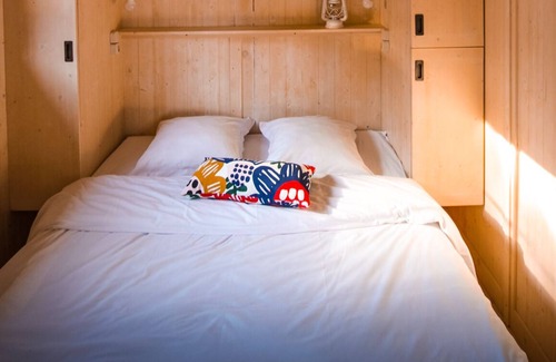 Ploemel Cabin | Vrbo Property