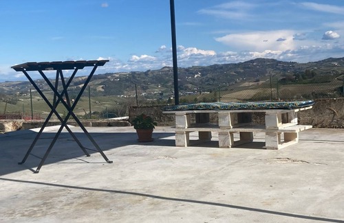 Canelli Apartment | Vrbo Property