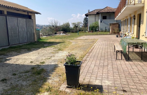 Canelli Apartment | Vrbo Property