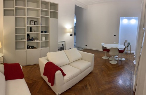 San Salvario Apartment | Vrbo Property