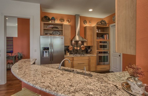 Fredericksburg House | VRBO Top10 Luxury Home! Heated Pool! Main St. 3 blks! "The Best! We'll be back!"