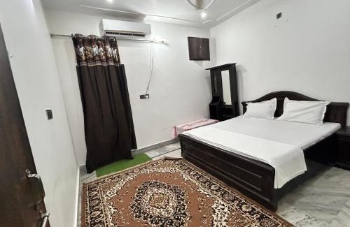 Vrindavan House | Vrindavan holiday home