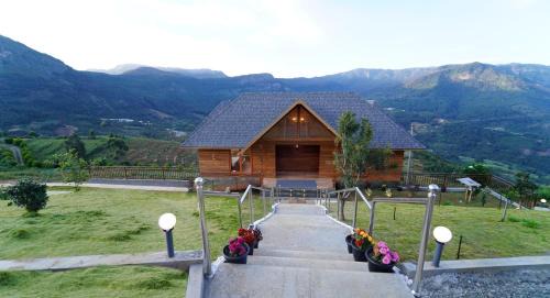 Kanthalloor House | Vrindhavan Farm Suites