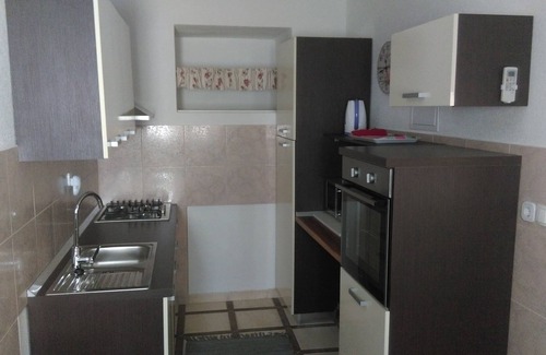 Brist Apartment | Vrisak - apartment for your vacations