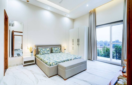 Bissar Akbarpur Hotel | VRS Farms