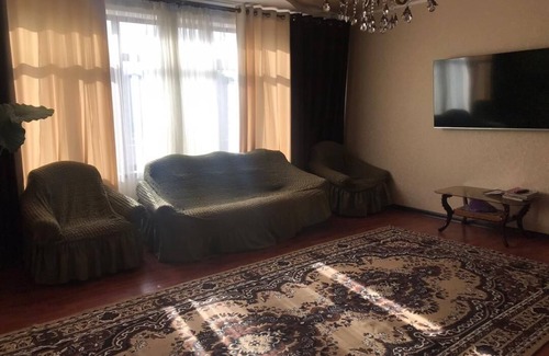 Karakol House | Vstrecha