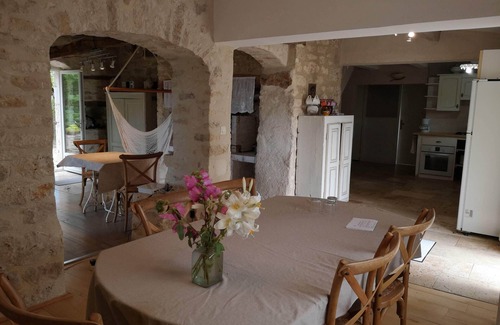 Pons House | Vue Magnifique Isolée Piscine Privée et Jacuzzi Animaux Acceptés