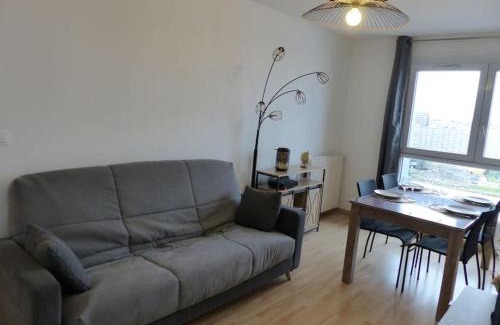 Ile Beaulieu Apartment | VULCAIN 4, 14ème, Ile de Nantes, vue exceptionnelle avec parking