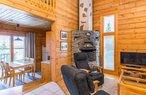 Rukatunturi House | Vuosseli-kelkka 15b by Interhome