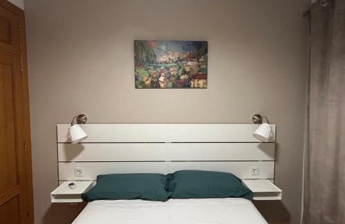 Ciudad Real Apartment | VUT EL PARQUE -con piscina en verano - APARCAMIENTO EN CALLE Y PARKING GRATIS EN EL CENTRO