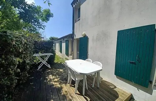 Sainte-Marie-de-Re Apartment | VVF Île de Ré Sainte-Marie-de-Ré * - "Garden level" apartment, 3 rooms, 5 people