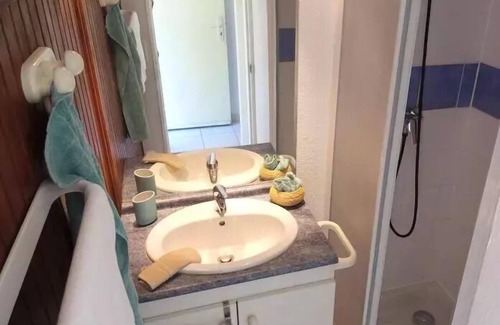 La Salvetat-sur-Agout Apartment | VVF La Salvetat *** - 2 room gite 5 people 1 baby