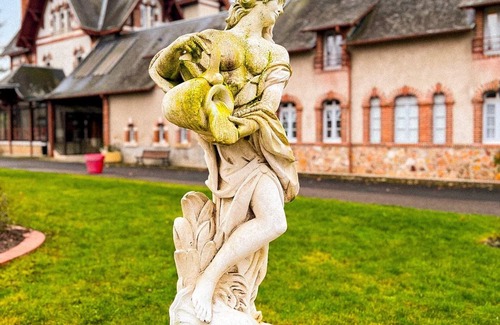 Neuvy-sur-Barangeon Hotel | VVF Nature Parc Sologne Berry, Neuvy sur Barangeon