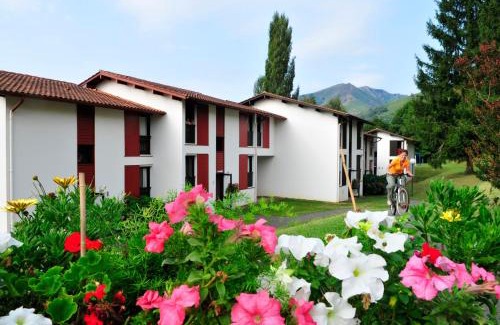 Saint-Etienne-de-Baigorry Resort | VVF Pays Basque Saint-Étienne-de-Baïgorry