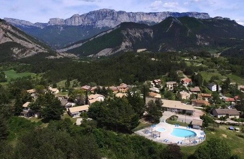 Die Apartment | VVF Sud Vercors* - 3-Room Cottage 6 People 1 baby