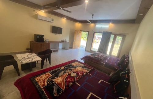 Kotabagh Hotel | Vyantara
