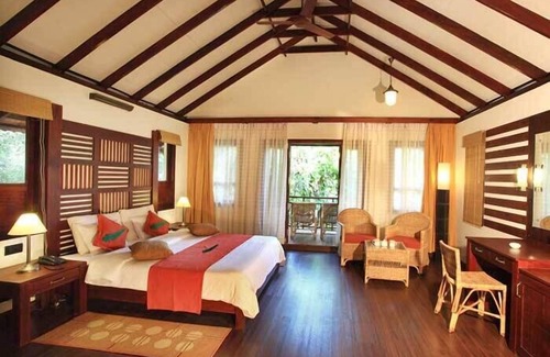 Kunnathidavaka Hotel | Vythiri Resort