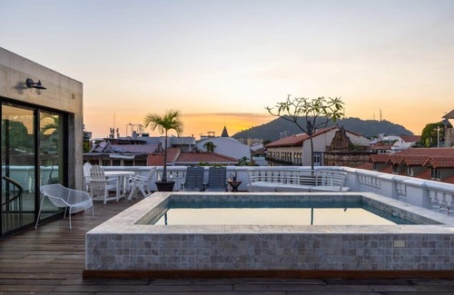 Casco Viejo Apartment | w* | 3BR Duplex Penthouse With Private Pool