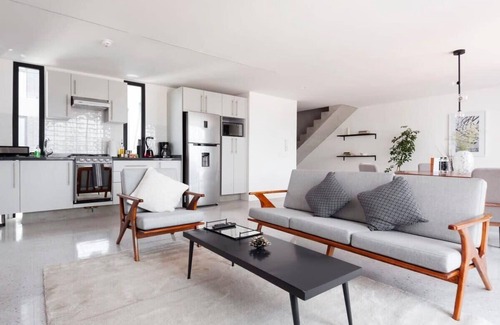 Colonia Roma Apartment | w* | Charming 2BR Duplex in Roma Norte