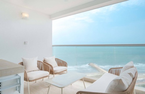 Urbanizacion Eliana Apartment | w* | Charming 1BR with Beautiful Views and Pool