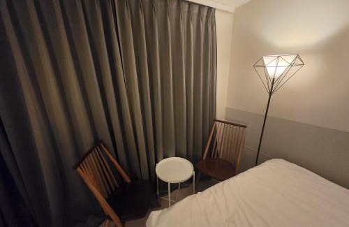 Sungin-dong Apartment | W House 201