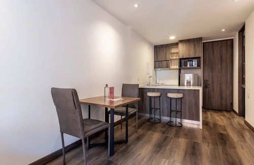 Chico Norte III Apartment | w* | Luxury 1BR w/Great Terrace in Chico