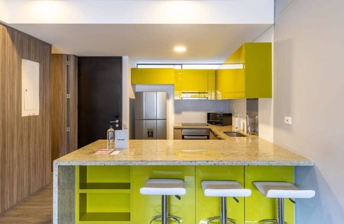 Centro International Apartment | w* | Stunning Loft with Balcony in Centro