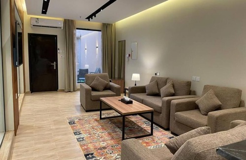 Al Kadarah Hotel | W Suites Al Darb