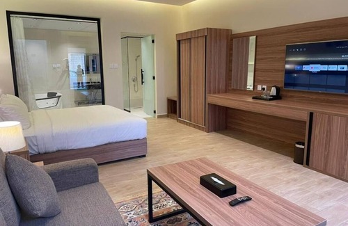 Al Kadarah Hotel | W Suites Al Darb