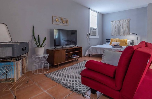 West University Apartment | W University 1 Walk to U of A, 4th Ave & Downtown