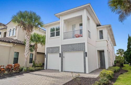 Reunion House | W475 - The Modern Beach Villa