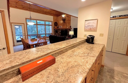 Bretton Woods Condo | W74 cozy spacious 2-bedroom Bretton Woods home close to Mt Washington Hotel