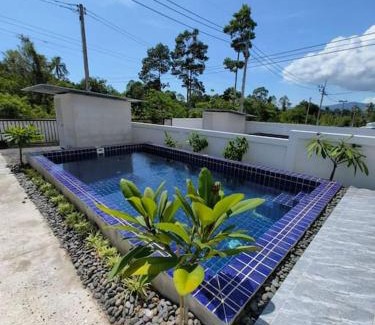 Thong Krut Villa | Waan Samui Pool Villa