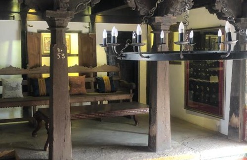 Aihole Hotel | Wada1