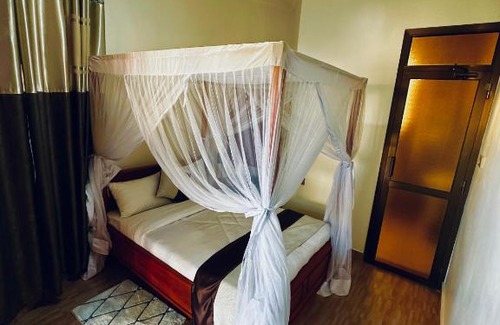 Arusha Hotel | Wademac Arusha Inn Hotel
