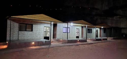 Wadi Rum Bed & Breakfast | Wadi Rum Quiet Sky
