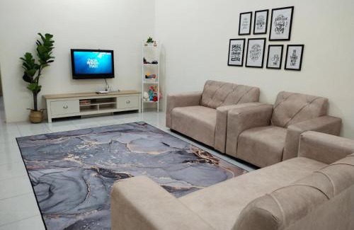 Bota House | WAFID HOMESTAY 2 SERI ISKANDAR