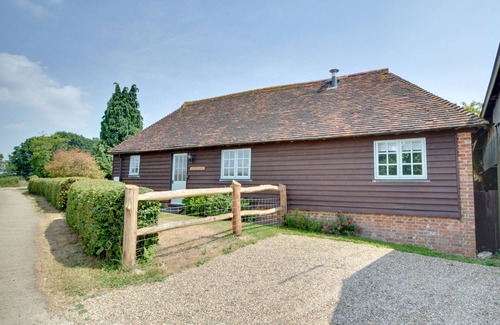 Tenterden House | Wagon Lodge at Forstal Farm
