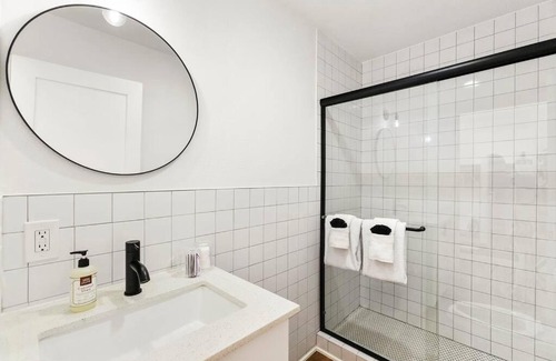 Chandler Apartment | Waiakapuhi Studio suite.ʻoluʻolu pālua