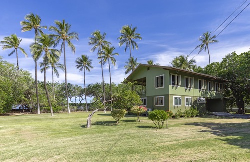 Puako House | Waialea Bay Beachfront Home with AC