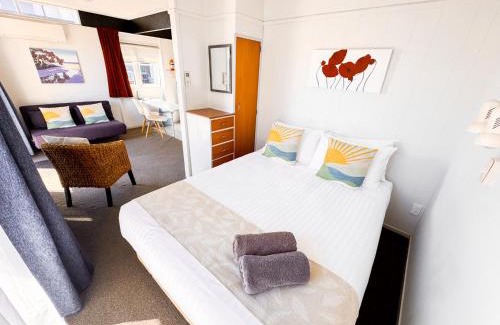 Gisborne Hotel | Waikanae Beach Motel
