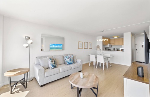 Waikiki Condo | Waikiki Panoramic Ocean View Unit-Great Place to Stay and Enjoy