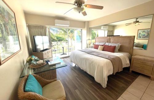 Waikiki Apartment | Waikiki Shore 305 (beachfront/balcony)