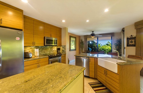 Wailea Condo | Wailea Ekahi #53-C Hawaiian Beachfront, AC throughout, Easy Pool Access, Wifi