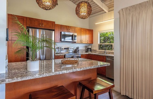 Wailea Condo | Wailea Ekolu 1608 | 1 Bedroom | Prime Wailea Location with Golf Course Views