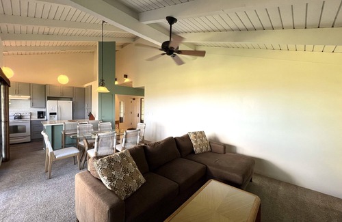 Wailea Condo | Wailea Ekolu #906 Great Location, Panoramic Ocean View, Private, Full A/C