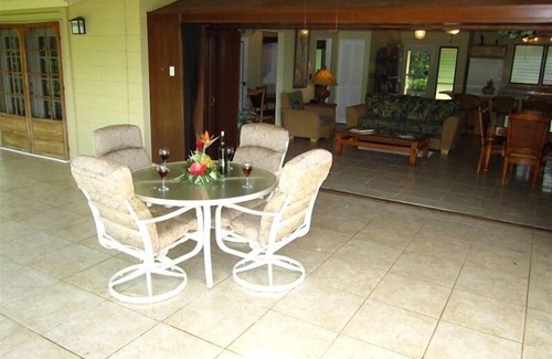 Kihei House | Wailea Hm W/Priv. Tennis/Pickleball Court Steps from Keawakapu Beach