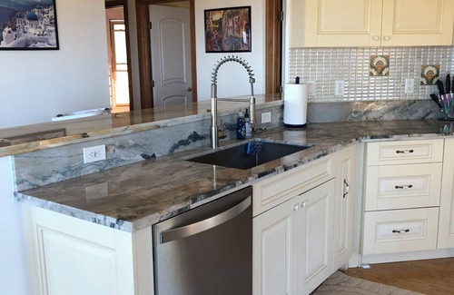 Kamuela Cottage | Waimea/Kawaihae dry side with breathtaking ocean view and sunset. n