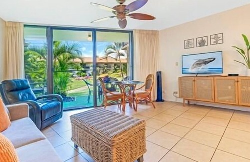 Kihei Condo | Waiohuli Beach Hale B-108 Great Location, Ocean Front Complex, Steps to Beach